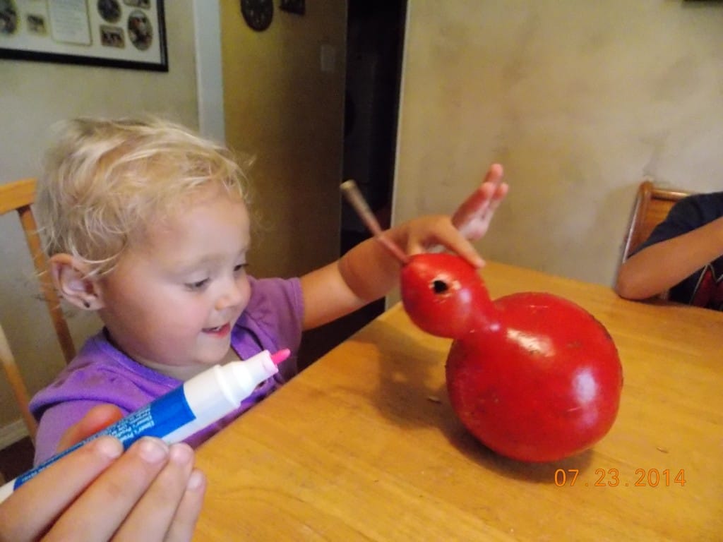 kids painting birdhouse gourd birdhouses
