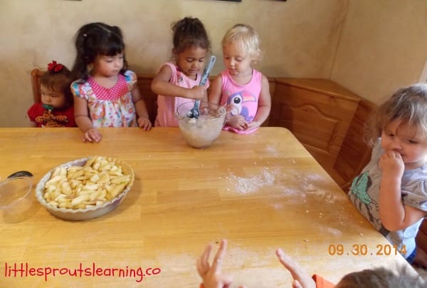 cooking with kids apple crisp