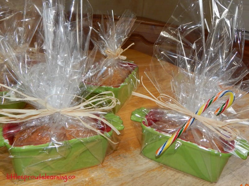 gift packaging homemade bread