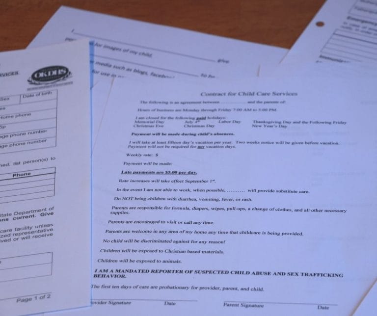 Do you wonder what to do or say when meeting new daycare parents? Check out these 10 tips for interviewing new daycare clients.