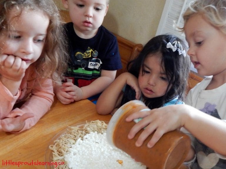 Leftovers can be boring, but if you make them into something new they're not. Leftover spaghetti makes an amazing baked spaghetti pie.