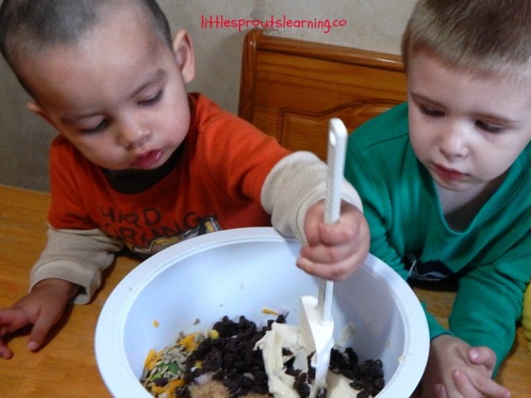 BROCCOLI SALAD RECIPE: Kids LOVE cooking. My kids LOVE broccoli, so any recipe I can find with broccoli in it, we are willing to try. This Broccoli Salad Recipe is simple, easy, and super healthy. Cooking with kids helps them be more willing to try new things too, so it can help with picky eaters.