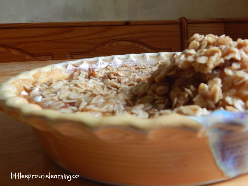 peach crumble pie