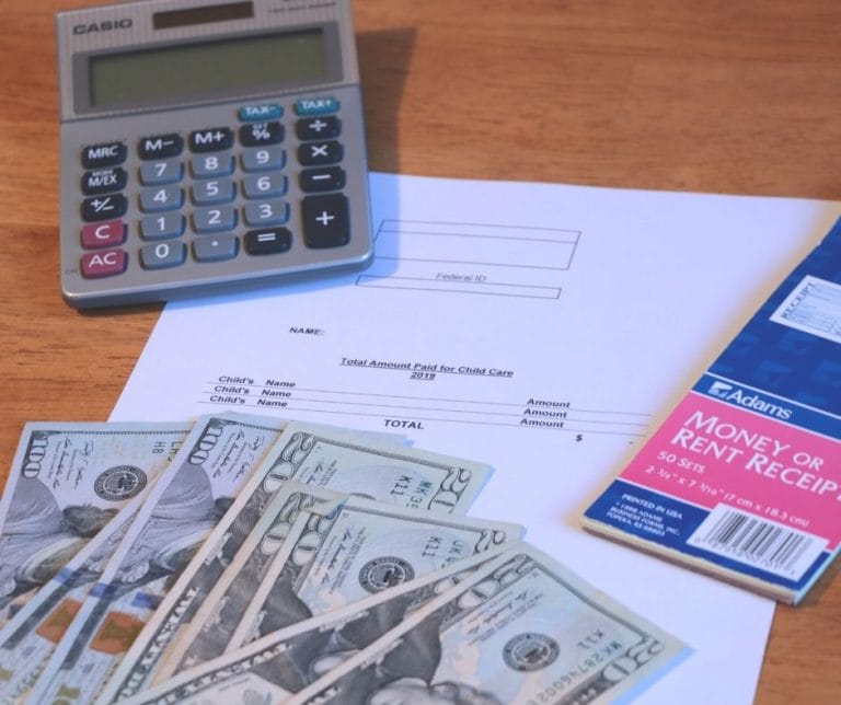 Do you ever wish you could get more done in less time and have more time for you? Check out these productive solutions for daycare providers-taxes!