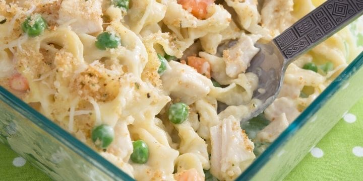 I love it when I find a recipe combination that my daycare kids are crazy about. This tuna bake for kids is an easy dinner idea, can be made ahead, freezes great, and pleases a crowd.