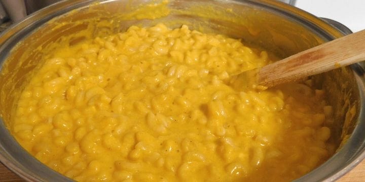 There’s nothing kids love more than mac and cheese, but this butternut squash mac and cheese packs some serious veggie power without turning off picky eaters.