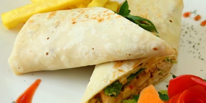 Leftover chicken recipes can help you get an easy dinner idea on the table in a snap. Roasting a whole chicken not only saves money, but can be made in to several quick meals for your family.