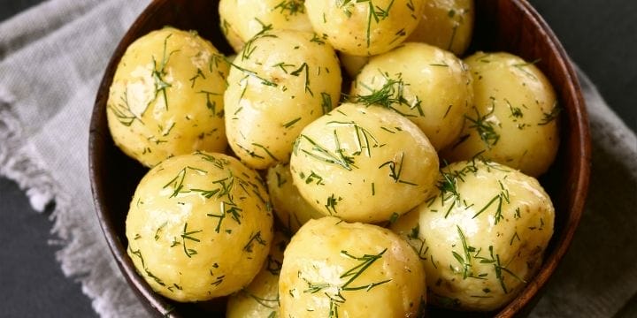 boiled baby potatoes with butter and dill