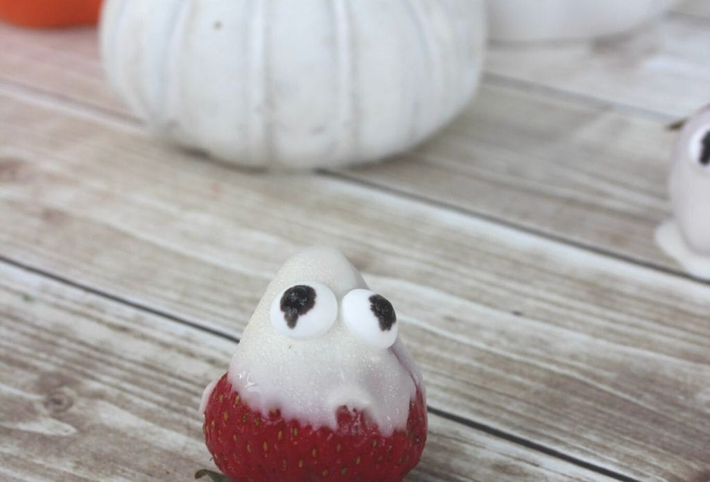 spooky halloween chocolate dipped strawberry