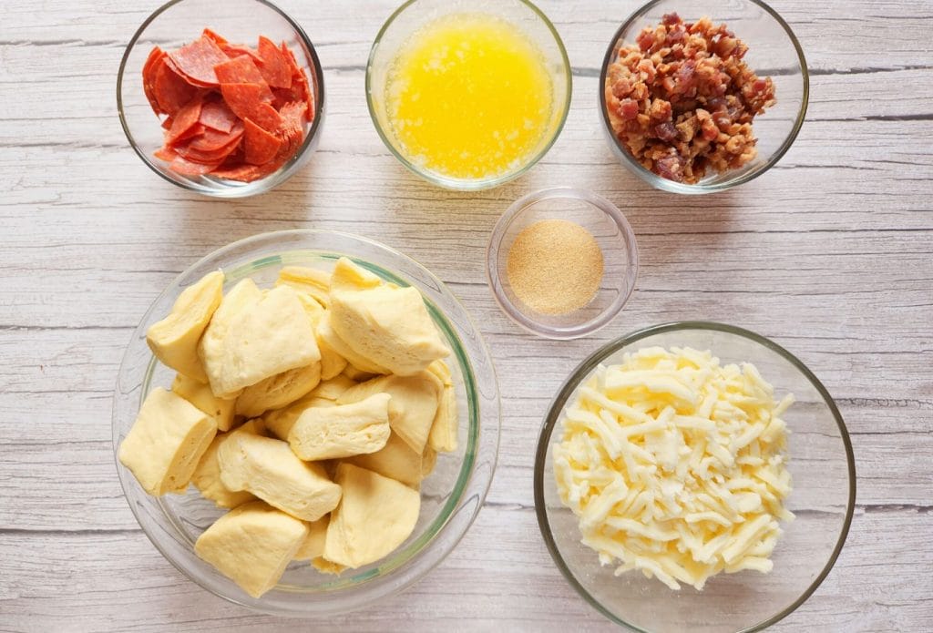 ingredients for pepperoni pull apart bread