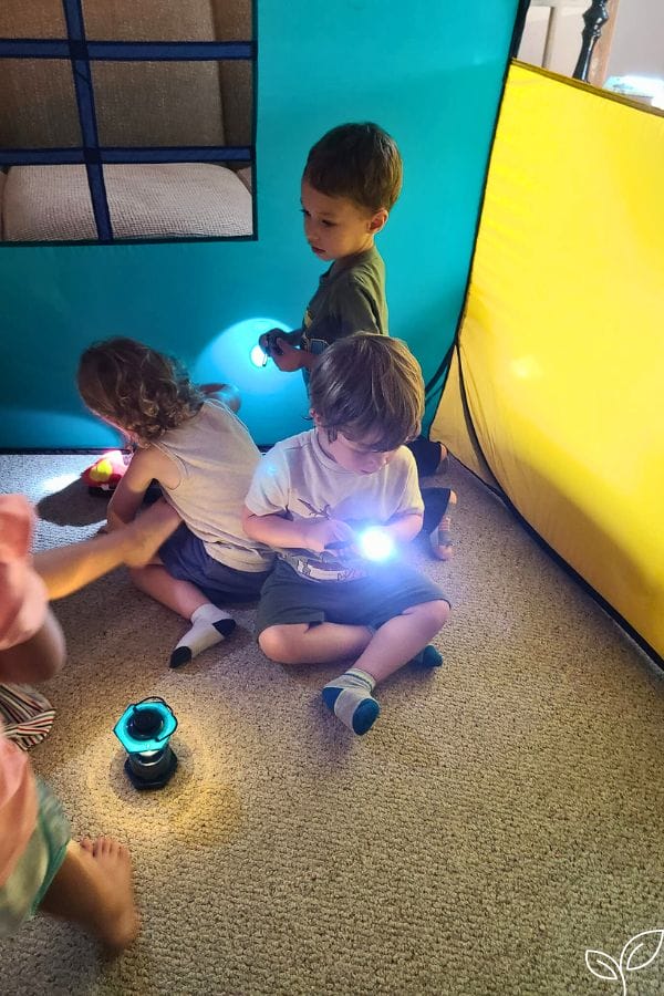 kids playing camping for huck finn